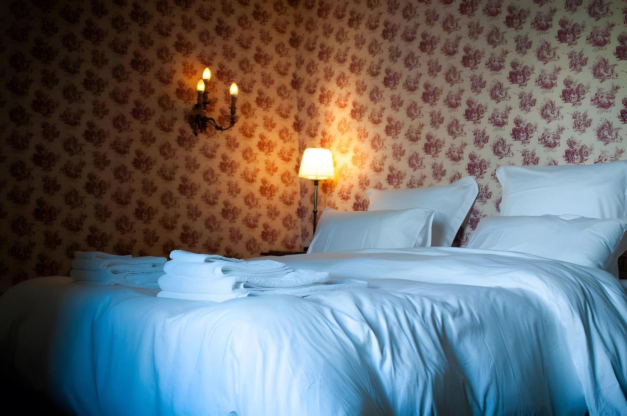 Bed and Breakfast Domaine De La Briouse Sanxay Exterior foto