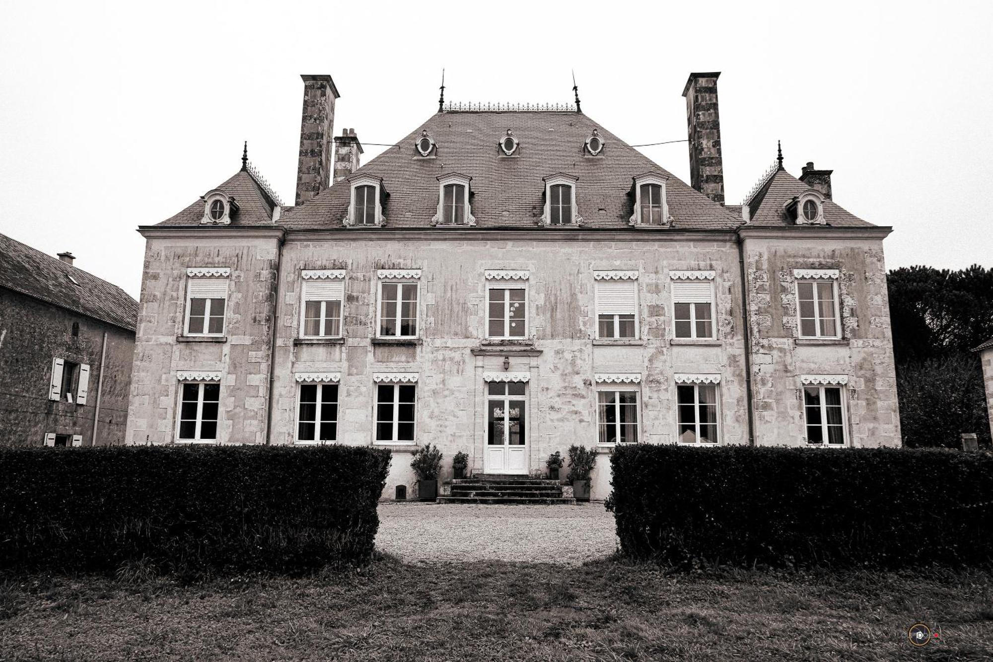 Bed and Breakfast Domaine De La Briouse Sanxay Exterior foto
